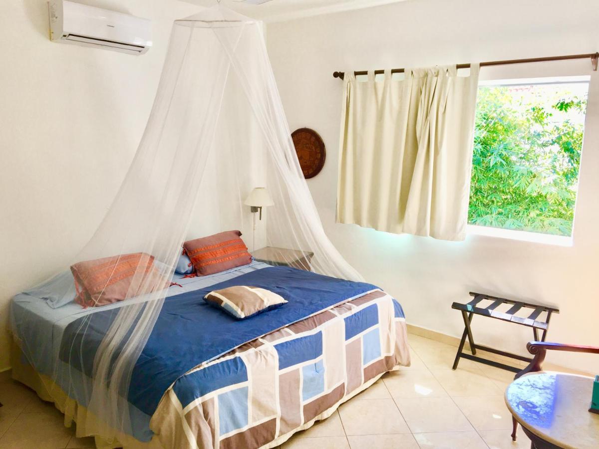 Esquina De La Felicidad De Playacar Bed & Breakfast Playa del Carmen Exterior photo